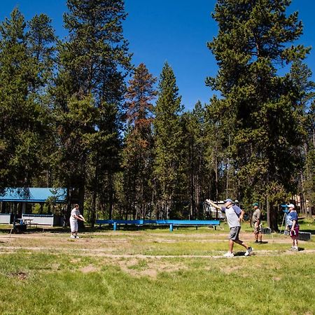 Bend-Sunriver Camping Resort Studio Cabin 6 Extérieur photo