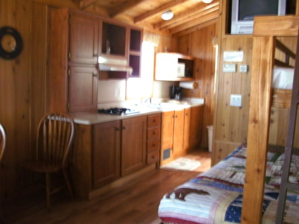 Bend-Sunriver Camping Resort Studio Cabin 6 Extérieur photo