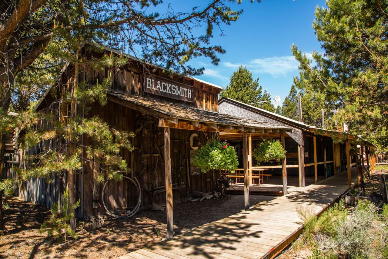 Bend-Sunriver Camping Resort Studio Cabin 6 Extérieur photo
